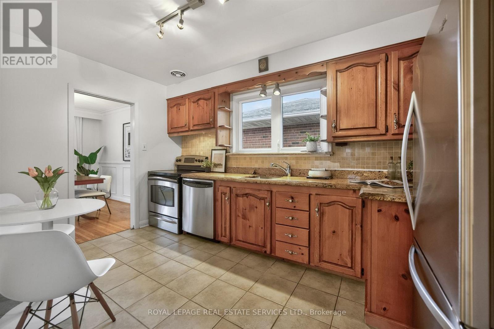 49 Stevenharris Drive, Toronto, Ontario M9C 1V2 - Photo 12 - W13141912
