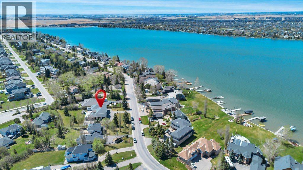 712 East Chestermere Drive, Chestermere, Alberta  T1X 1A5 - Photo 5 - A2309919