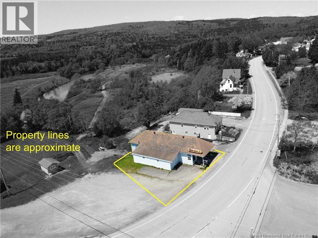 5964 King, Riverside-Albert, New Brunswick  E4H 4C1 - Photo 4 - NB139807