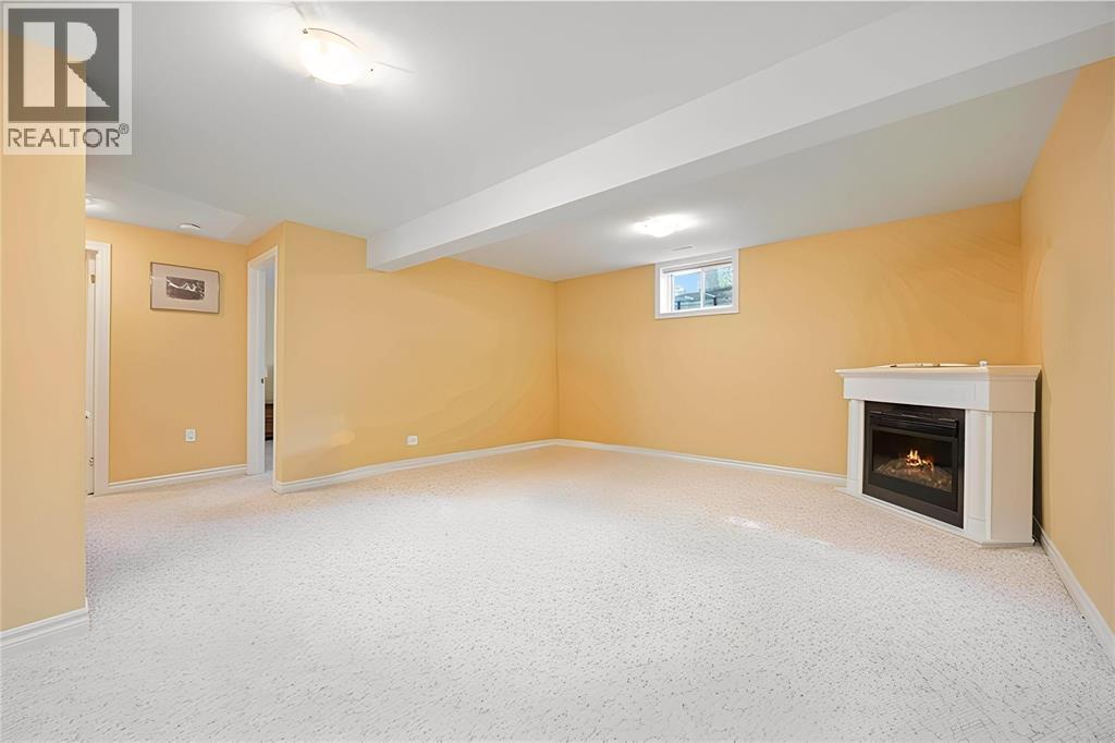 207 Cassandra Boulevard, Sarnia, Ontario  N7S 0A3 - Photo 15 - 26011413