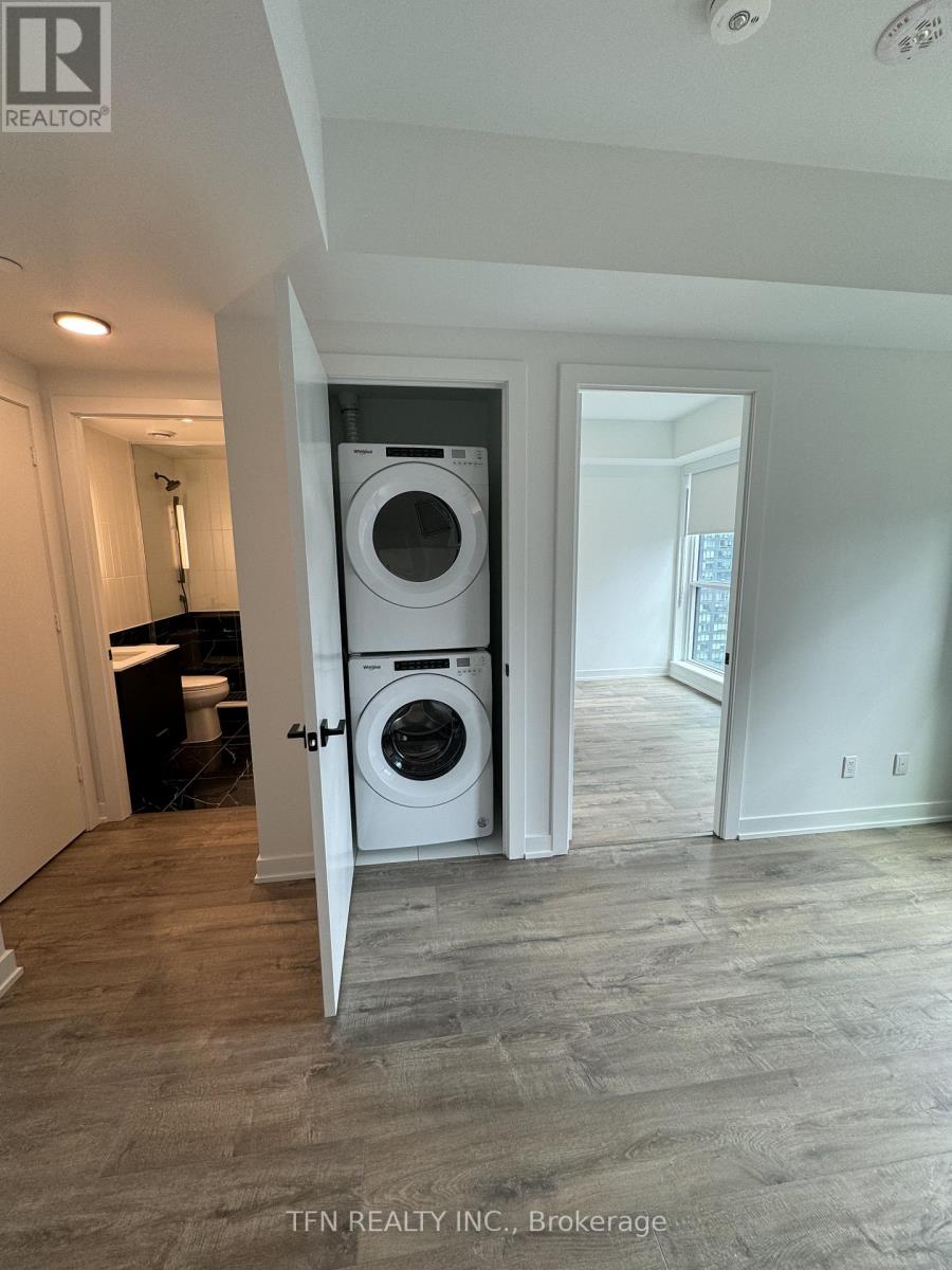 2501 - 327 King Street W, Toronto, Ontario M5V 0W7 - Photo 6 - C13147736