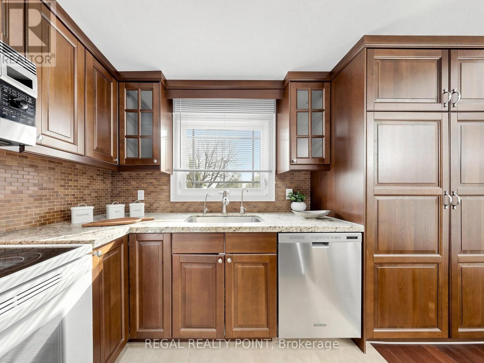 116 Loganberry Crescent, Toronto, Ontario  M2H 3H1 - Photo 14 - C13147372