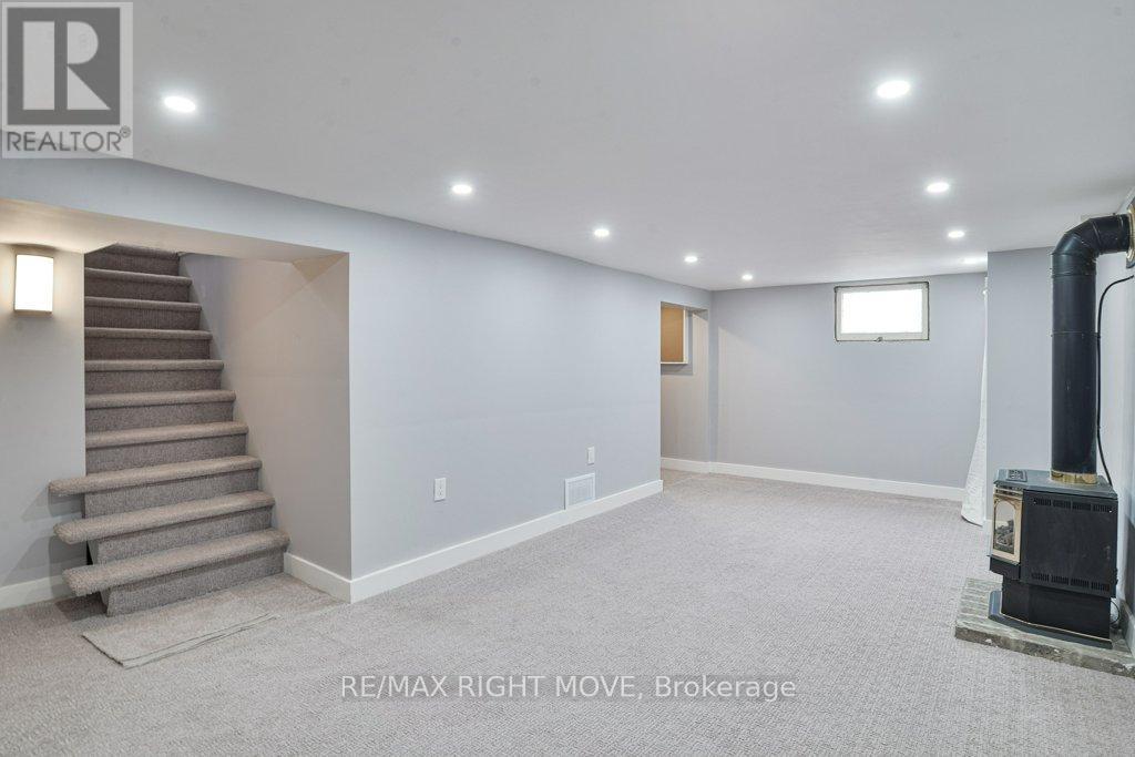 636 Mississaga Street W, Orillia, Ontario  L3V 3C6 - Photo 19 - S12964718