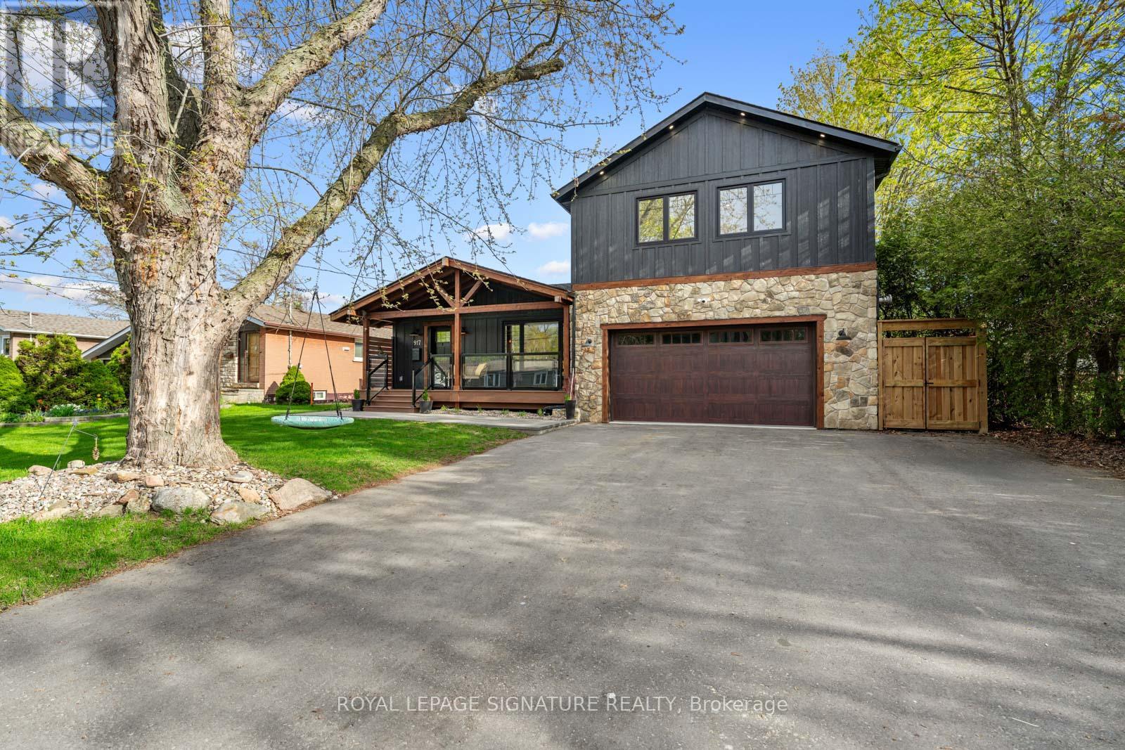 917 Vistula Drive, Pickering, Ontario  L1W 2L7 - Photo 3 - E13147694