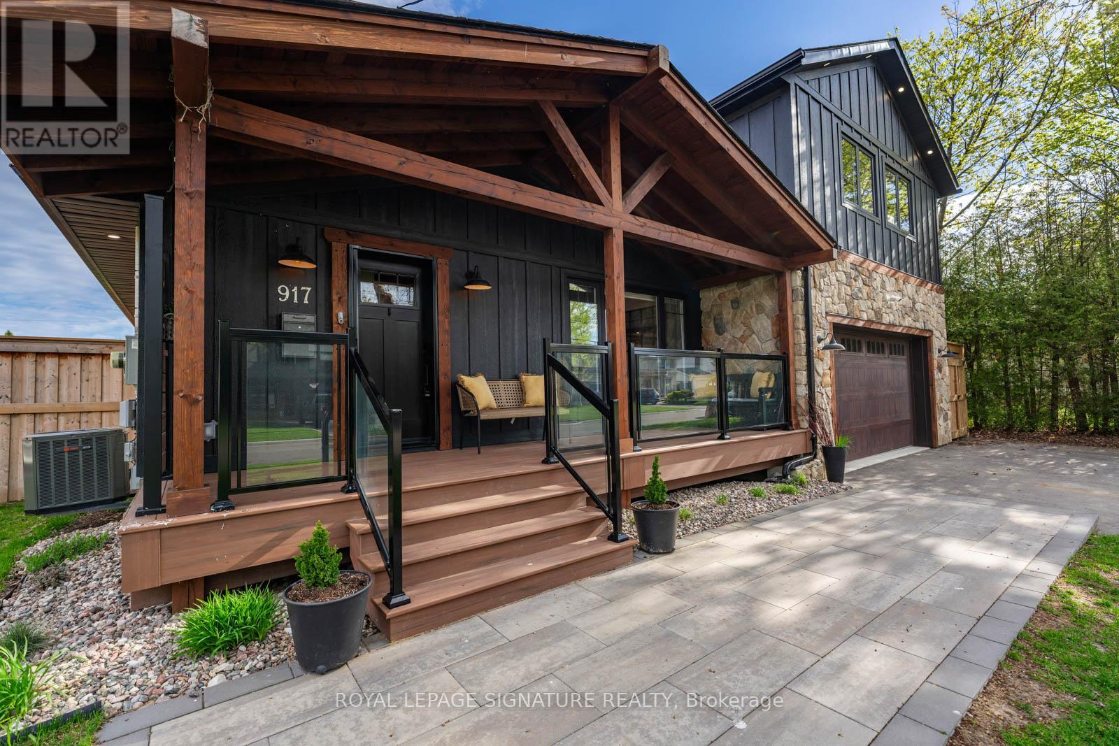 917 Vistula Drive, Pickering, Ontario  L1W 2L7 - Photo 4 - E13147694
