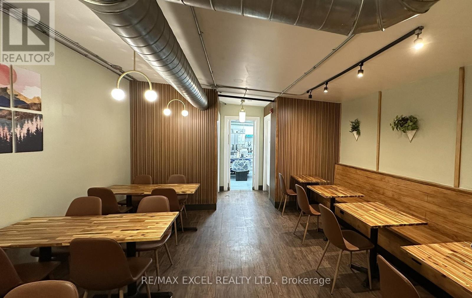 1060 Gerrard Street E, Toronto, Ontario M4M 1Z8 - Photo 6 - E13147710