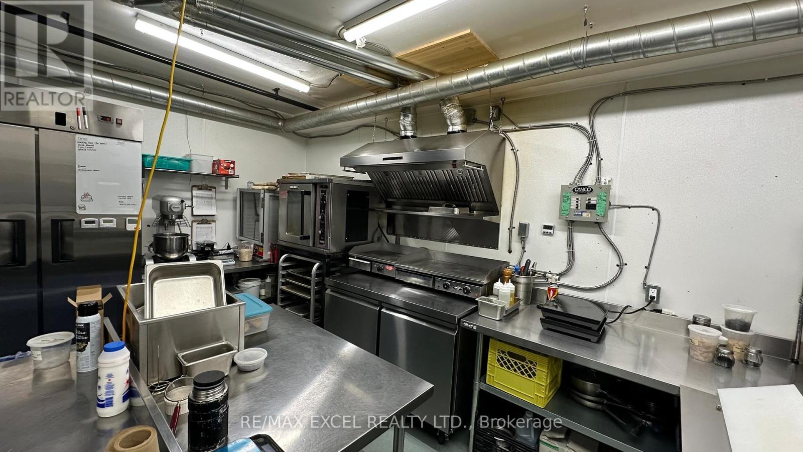 1060 Gerrard Street E, Toronto, Ontario M4M 1Z8 - Photo 8 - E13147710