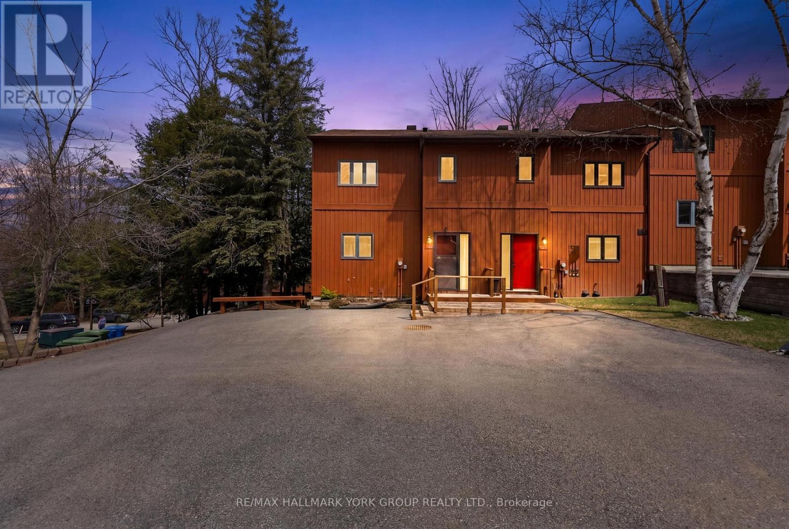1 - 115 SOUTHBANK DRIVE, Bracebridge, Ontario