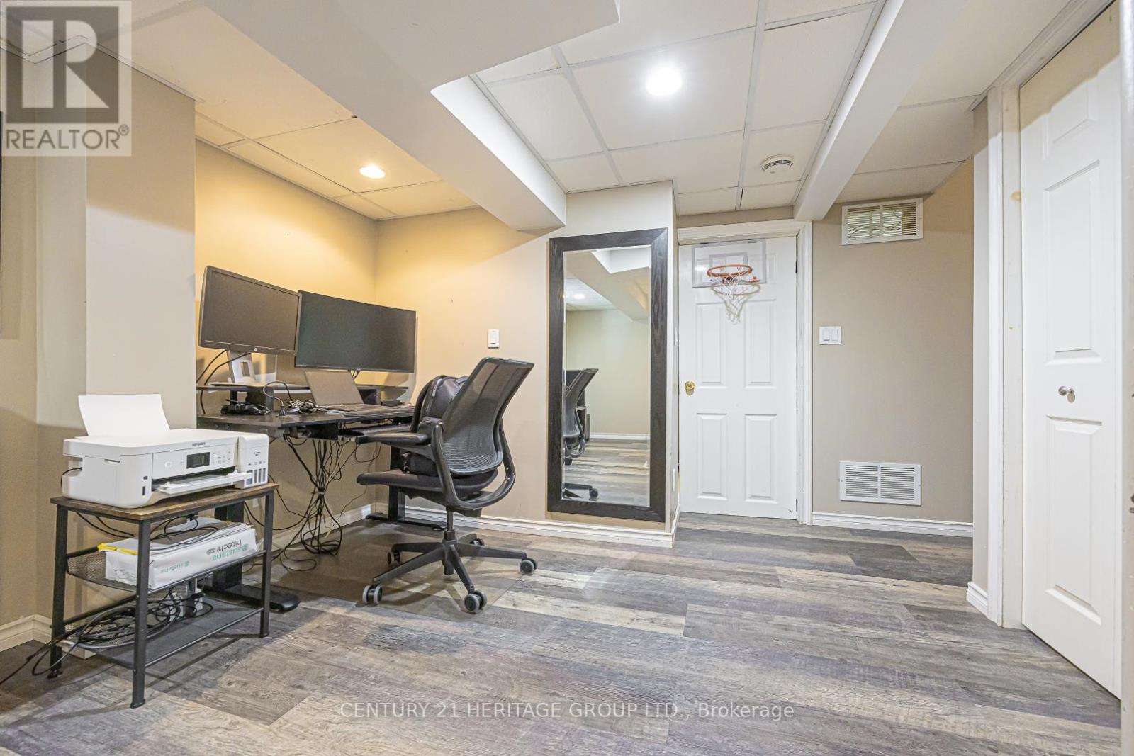279 Rockway Court, Newmarket, Ontario  L3Y 3M3 - Photo 18 - N13147692