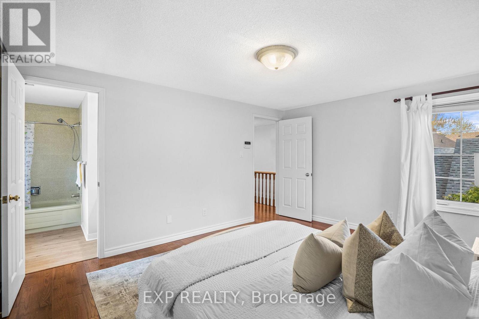 24 Juniper Crescent, Markham, Ontario  L3R 3Z7 - Photo 14 - N13147698