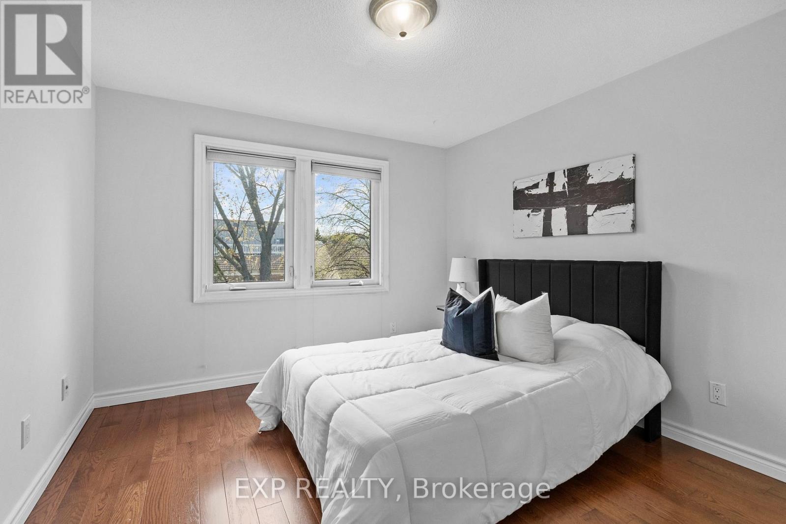 24 Juniper Crescent, Markham, Ontario  L3R 3Z7 - Photo 17 - N13147698