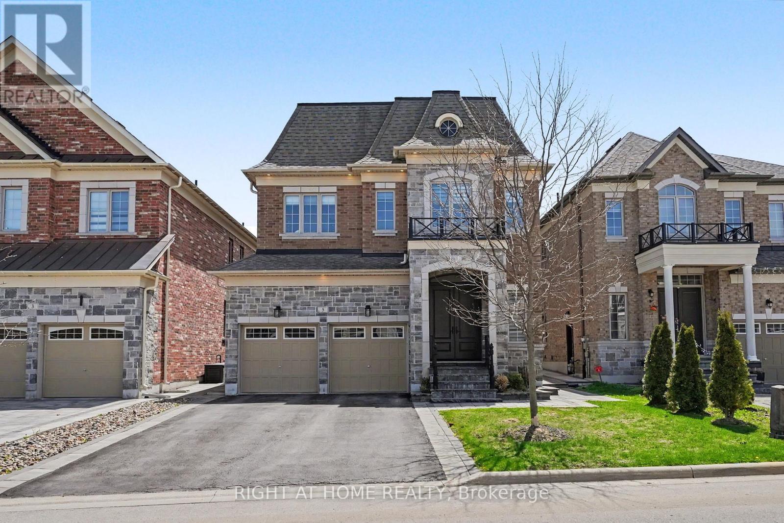 5 ROSSINI DRIVE, Richmond Hill, Ontario