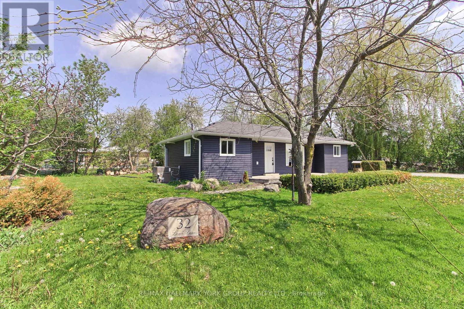 32 Larch Lane, Georgina, Ontario L0E 1N0 - Photo 2 - N13147734
