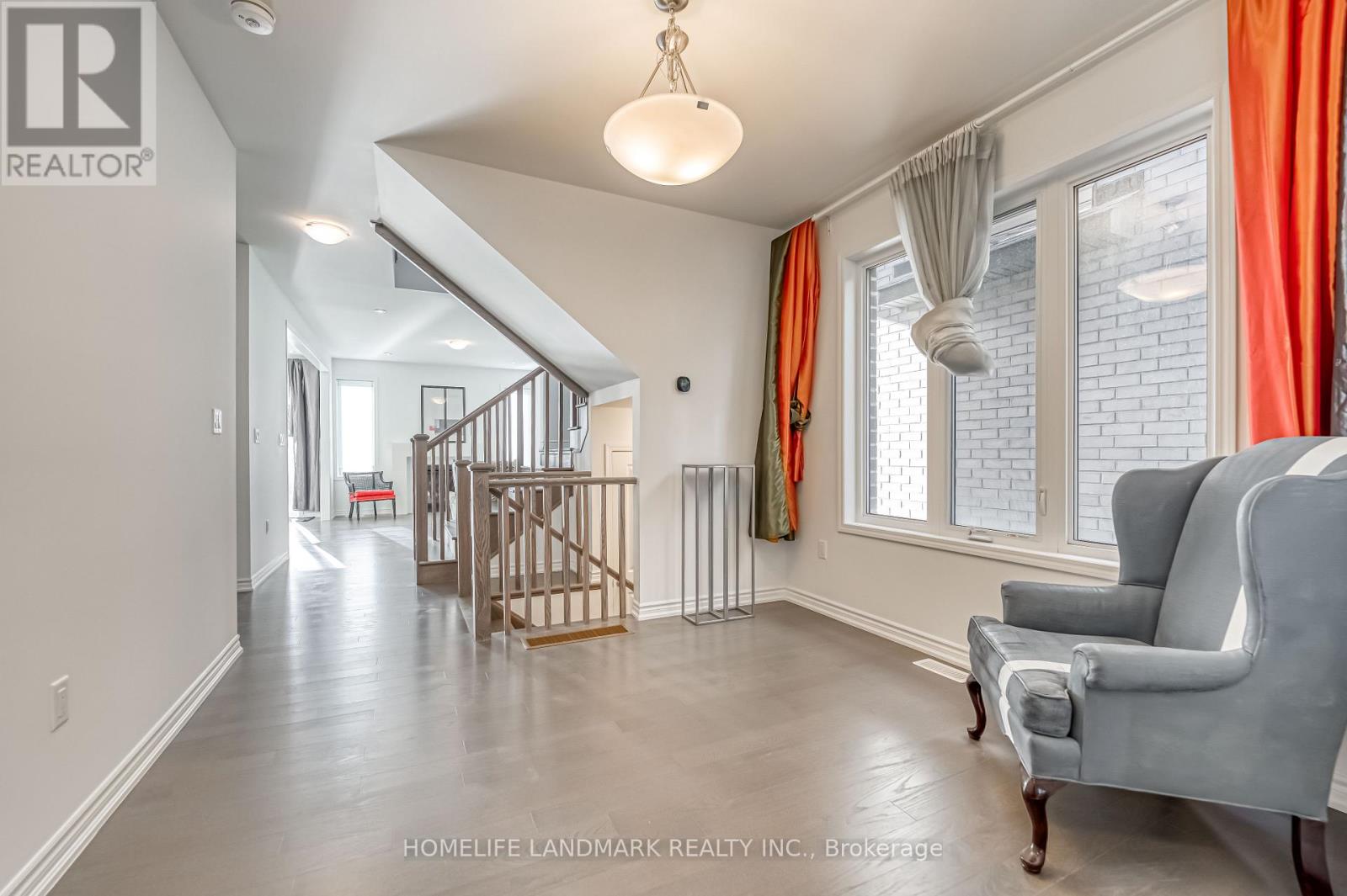 49 Mcbride Trail, Barrie, Ontario L9J 0Y8 - Photo 4 - S13147722