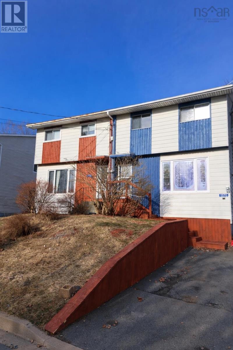 1570 Riverside Drive, Lower Sackville, Nova Scotia  B4C 2Y8 - Photo 1 - 202605424