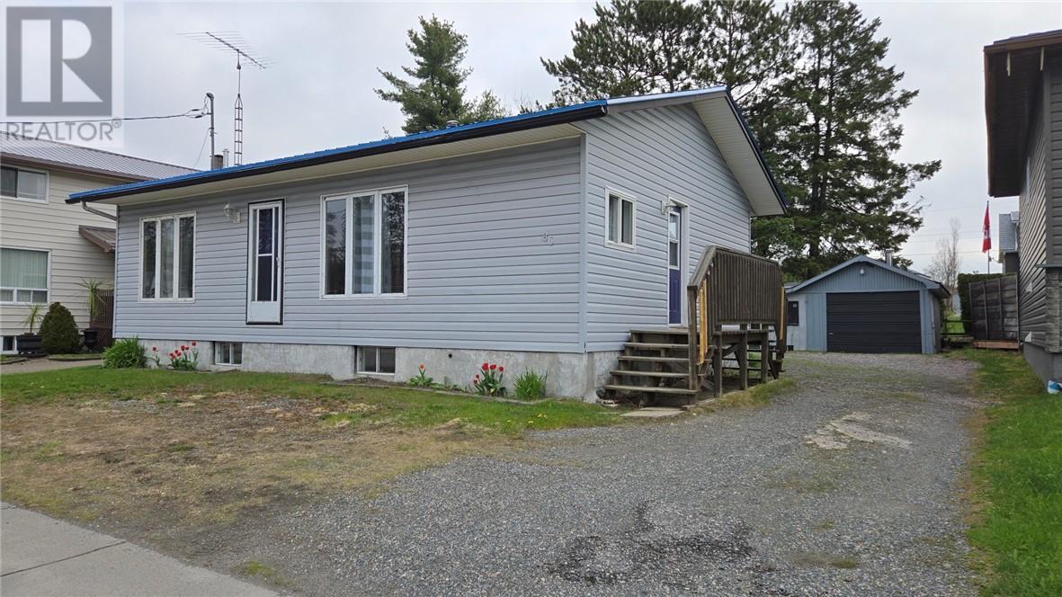86 St David Street N, Noelville, Ontario  P0M 2N0 - Photo 1 - 2127906