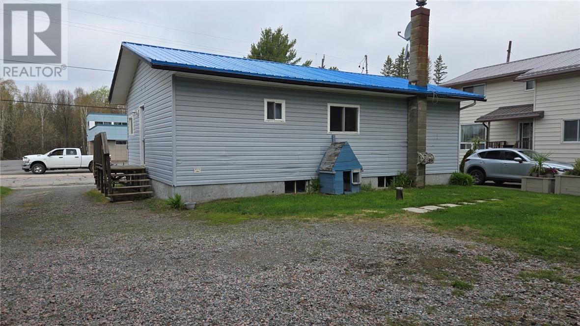 86 St David Street N, Noelville, Ontario  P0M 2N0 - Photo 13 - 2127906