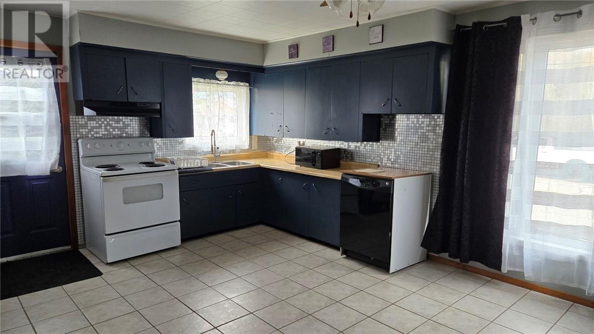 86 St David Street N, Noelville, Ontario  P0M 2N0 - Photo 2 - 2127906