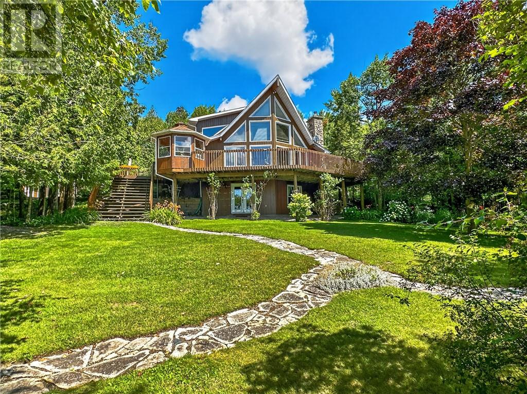 595 Lakeshore Road S, Tehkummah, Ontario  P0P 2C0 - Photo 2 - 2127805