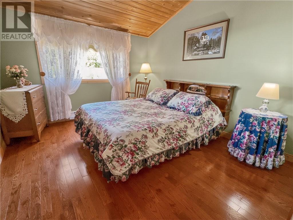 595 Lakeshore Road S, Tehkummah, Ontario  P0P 2C0 - Photo 26 - 2127805