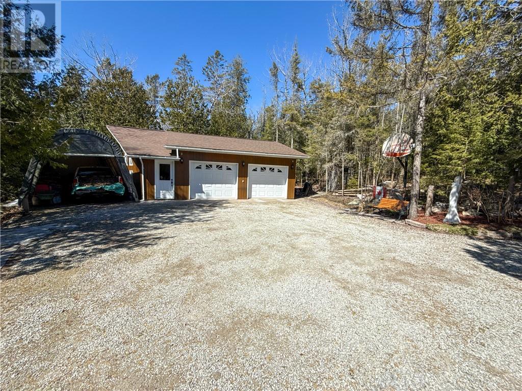 595 Lakeshore Road S, Tehkummah, Ontario  P0P 2C0 - Photo 36 - 2127805