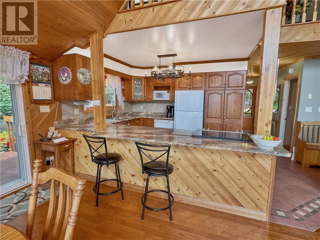 595 Lakeshore Road S, Tehkummah, Ontario  P0P 2C0 - Photo 9 - 2127805