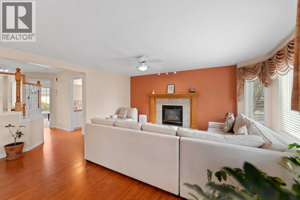 434 Douglas Woods Mews SE, Calgary, Alberta  T2Z 3B1 - Photo 10 - A2311475