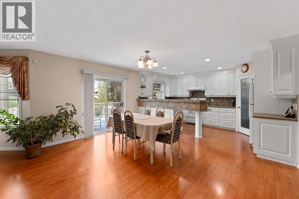 434 Douglas Woods Mews SE, Calgary, Alberta  T2Z 3B1 - Photo 11 - A2311475