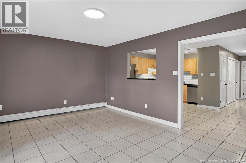 211 King St East Unit# 1, Saint John, New Brunswick  E2L 1H2 - Photo 6 - NB139851