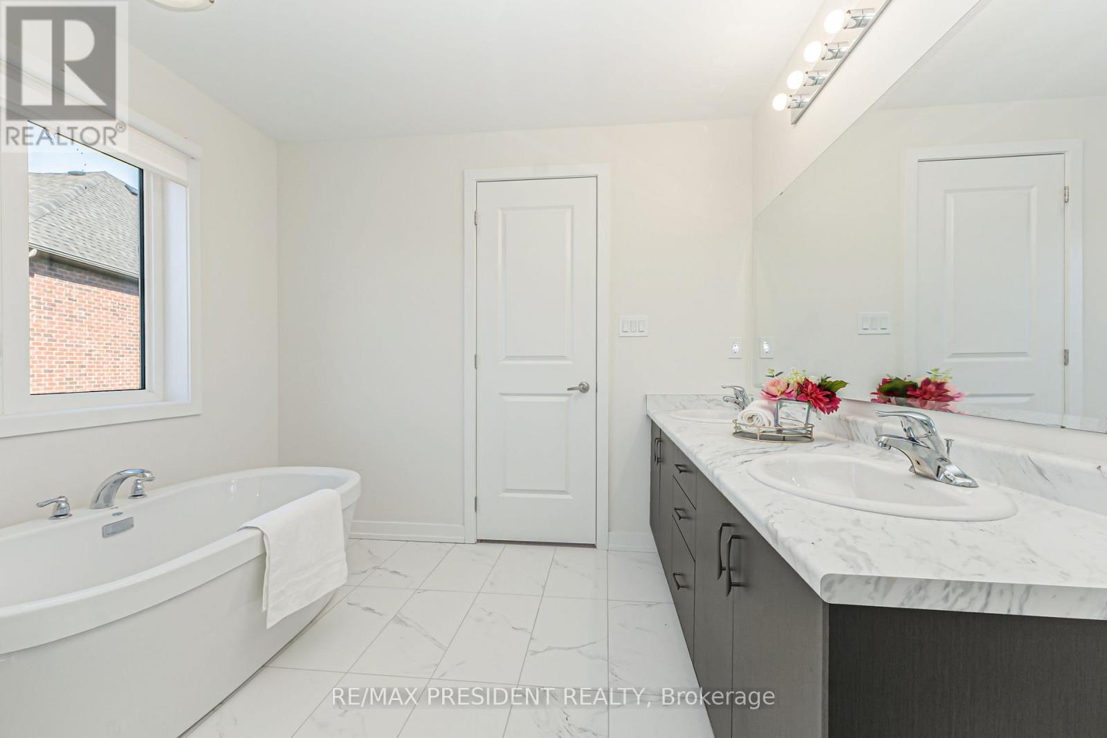 39 Henshaw Drive, Erin, Ontario N0B 1T0 - Photo 24 - X13147708