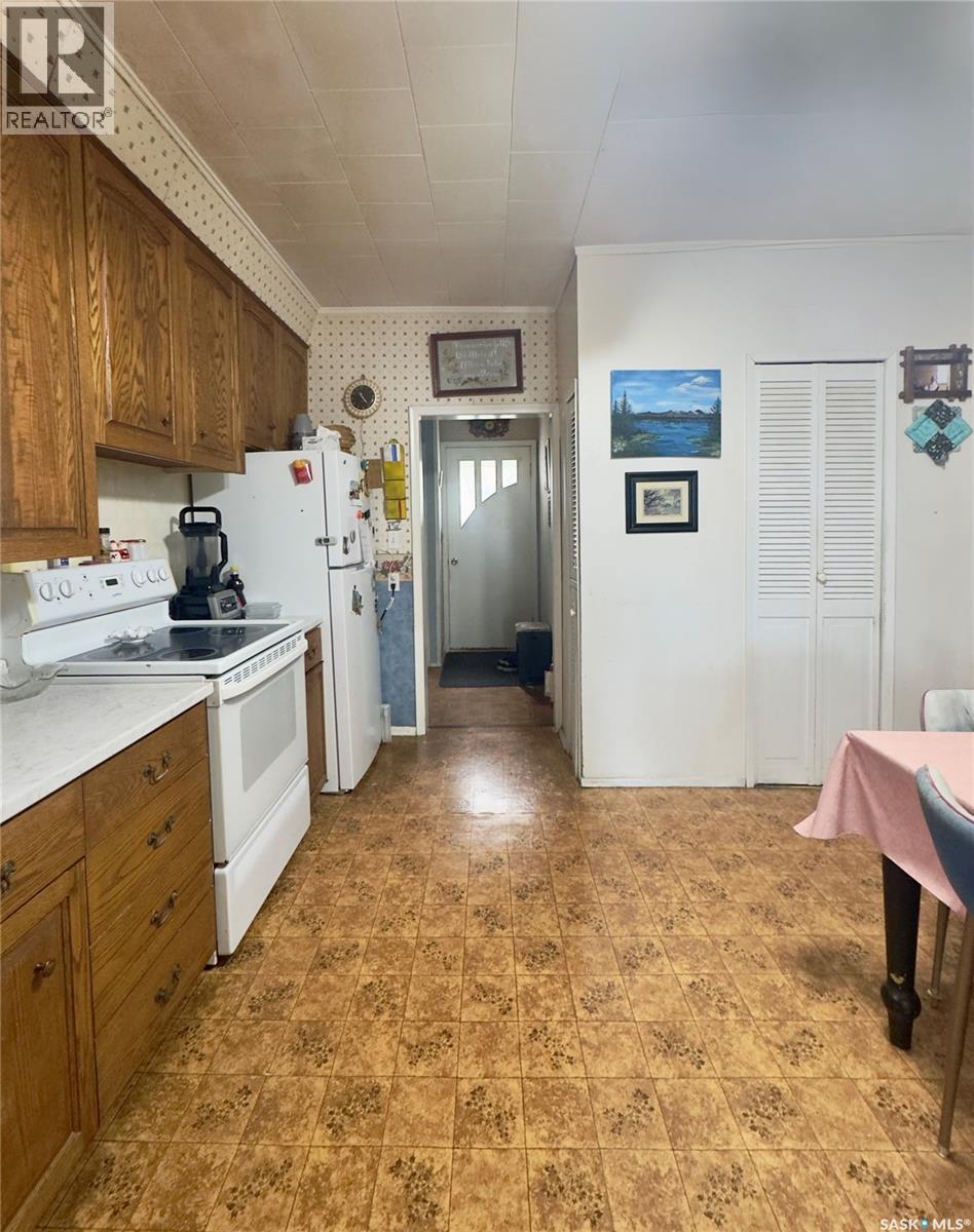 214 2nd Street N, Waldheim, Saskatchewan  S0K 4R0 - Photo 8 - SK036326