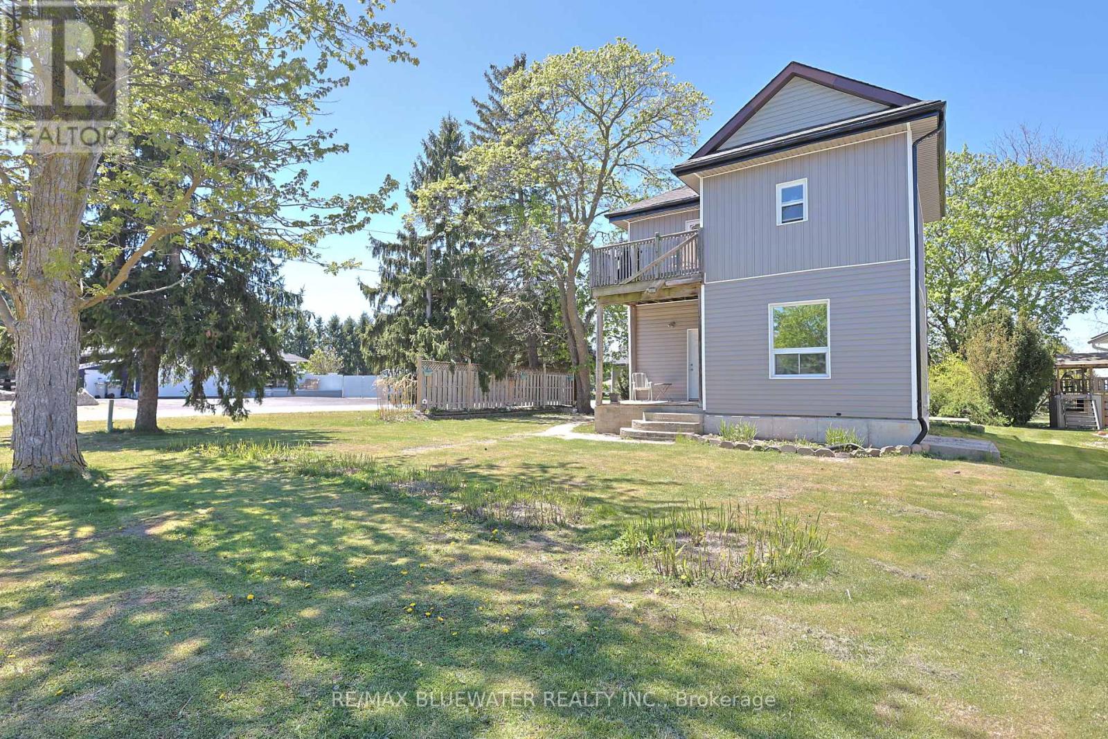 76 Franklin Street, Lambton Shores, Ontario  N0M 2N0 - Photo 12 - X13147846