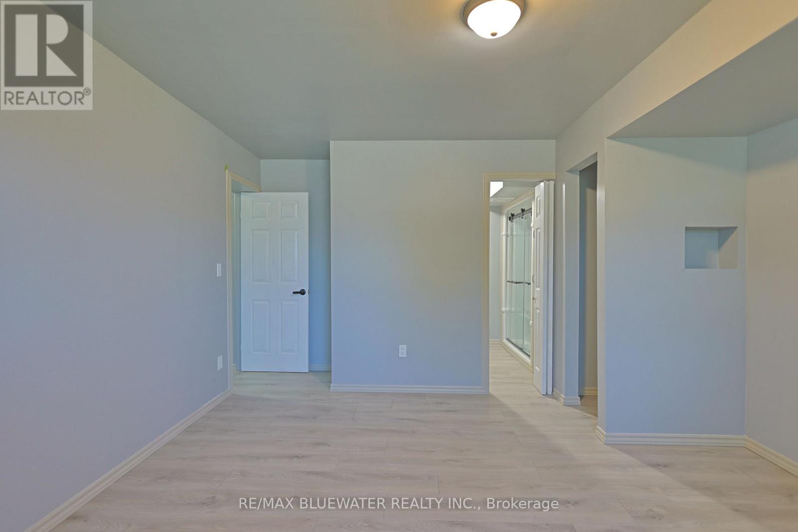 76 Franklin Street, Lambton Shores, Ontario  N0M 2N0 - Photo 22 - X13147846