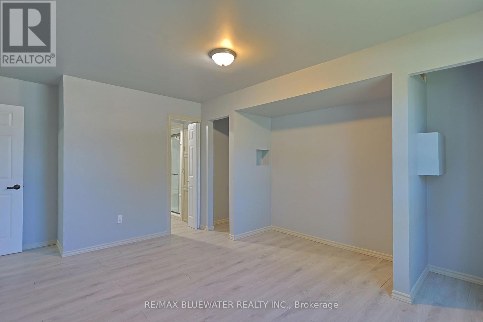 76 Franklin Street, Lambton Shores, Ontario  N0M 2N0 - Photo 23 - X13147846