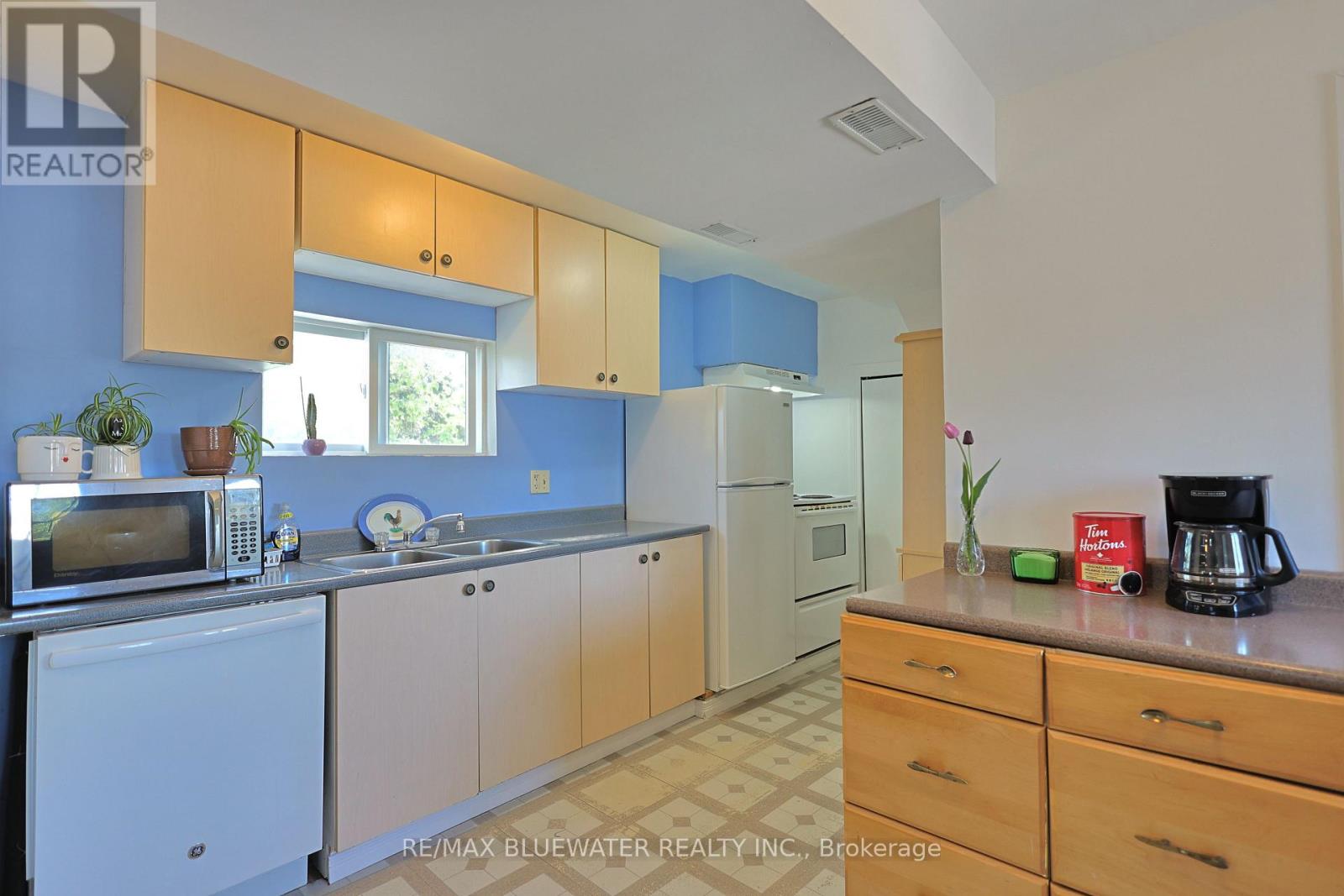 76 Franklin Street, Lambton Shores, Ontario  N0M 2N0 - Photo 34 - X13147846