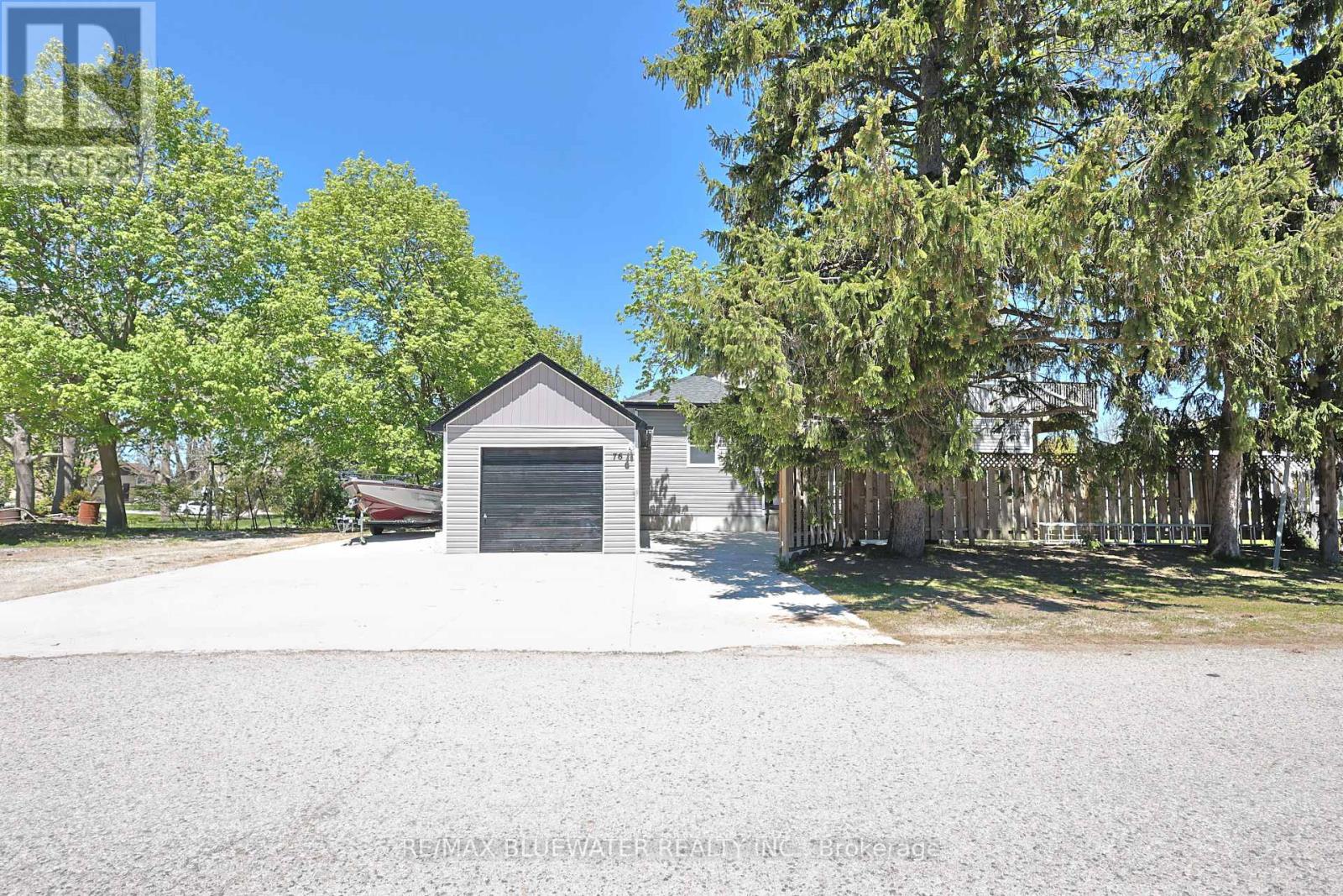 76 Franklin Street, Lambton Shores, Ontario  N0M 2N0 - Photo 7 - X13147846