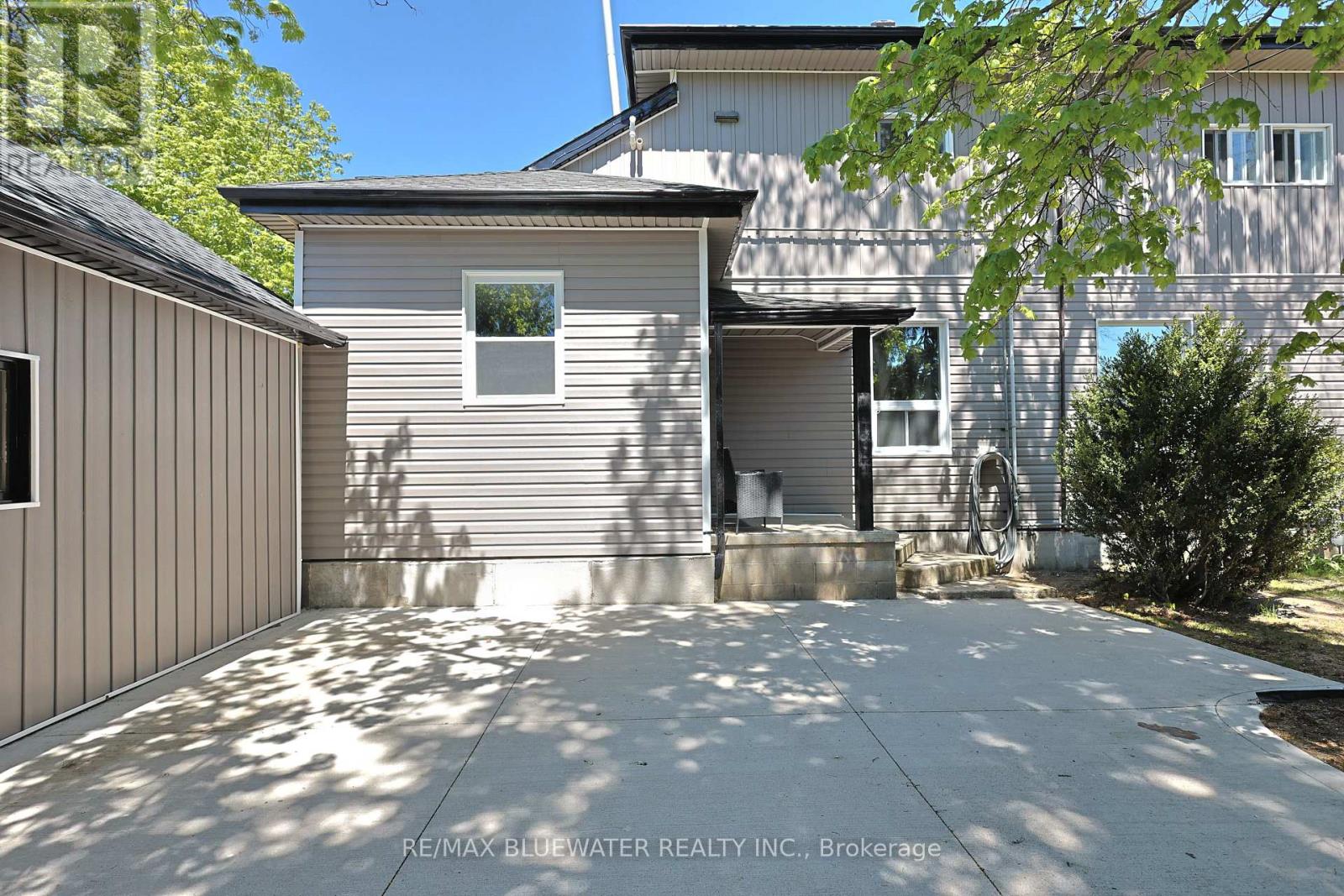 76 Franklin Street, Lambton Shores, Ontario  N0M 2N0 - Photo 8 - X13147846