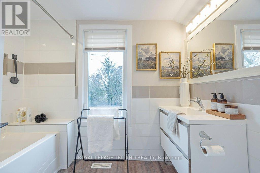 88 Briscoe Street E, London South, Ontario  N6C 1X2 - Photo 32 - X13147884