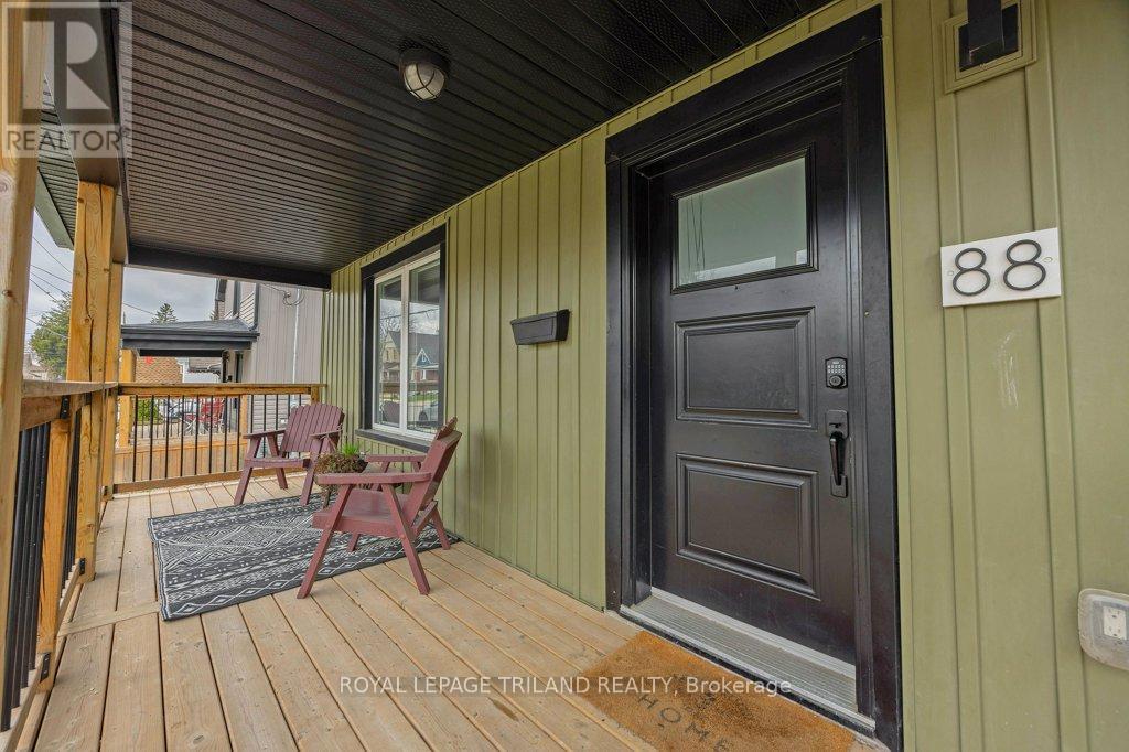 88 Briscoe Street E, London South, Ontario  N6C 1X2 - Photo 4 - X13147884