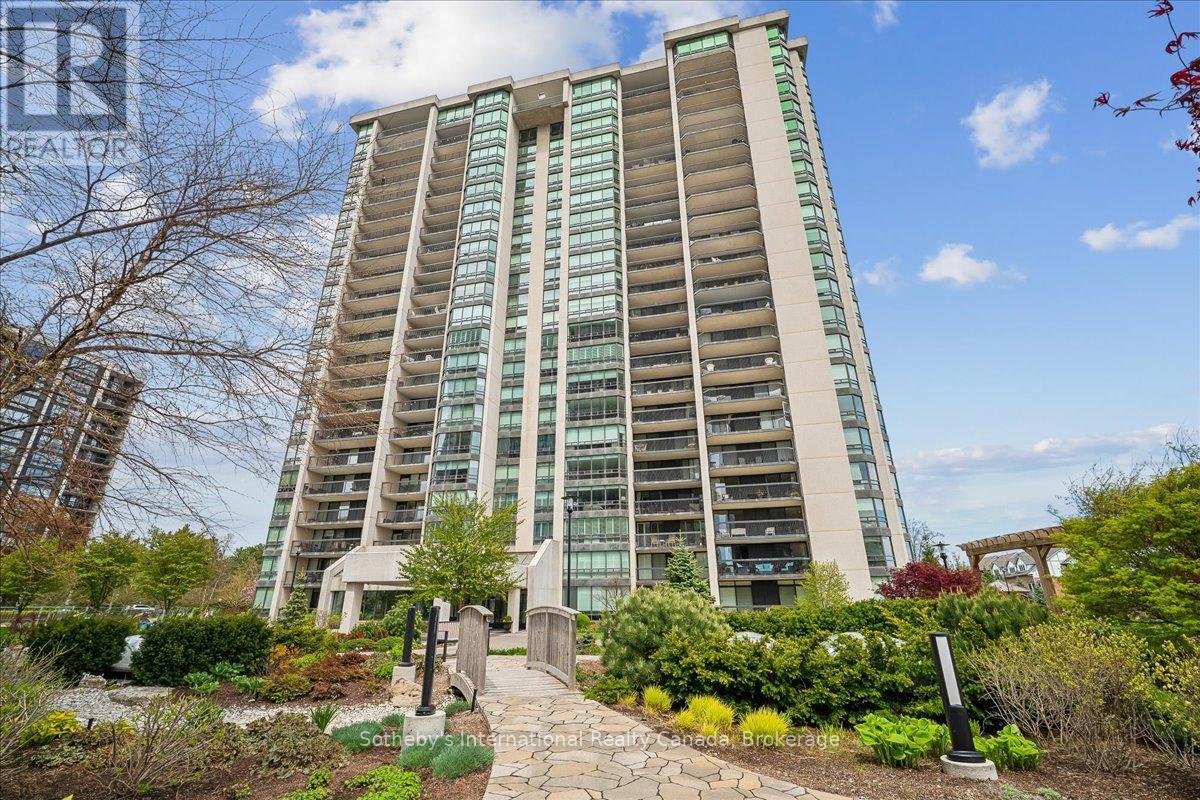 2104 - 2170 MARINE DRIVE, Oakville, Ontario