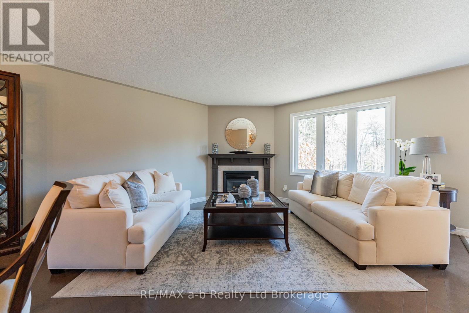90 Weston Drive, Tillsonburg, Ontario  N4G 5W9 - Photo 10 - X13147892