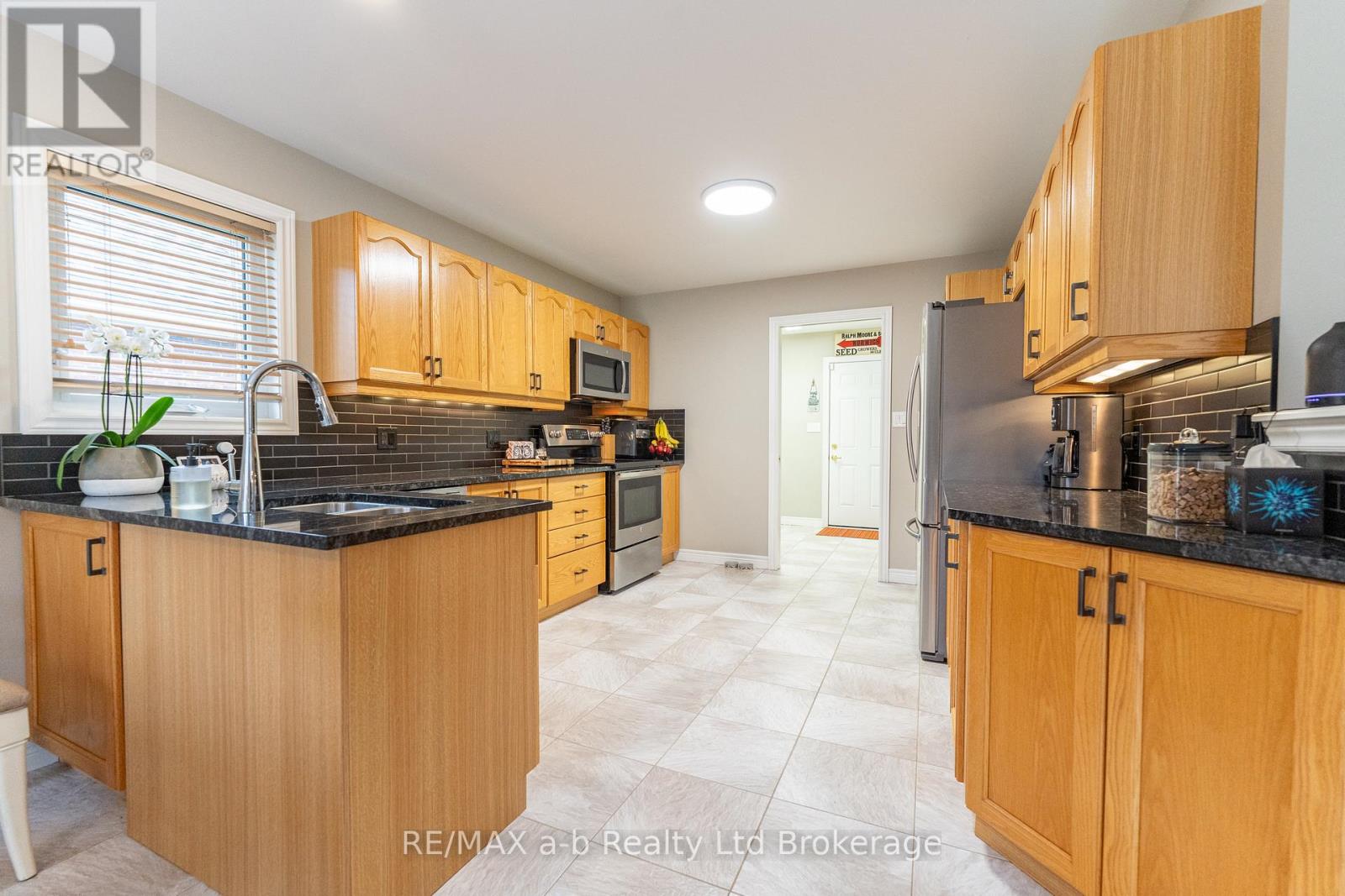 90 Weston Drive, Tillsonburg, Ontario  N4G 5W9 - Photo 12 - X13147892