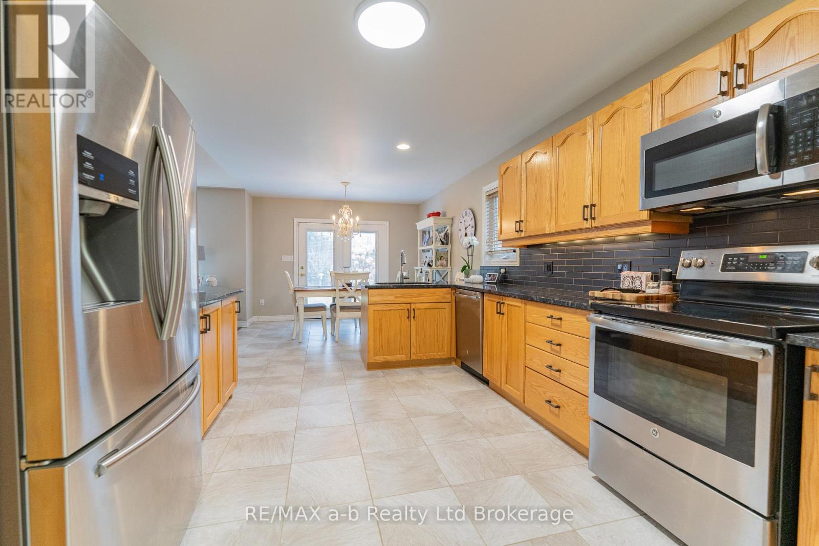 90 Weston Drive, Tillsonburg, Ontario  N4G 5W9 - Photo 14 - X13147892