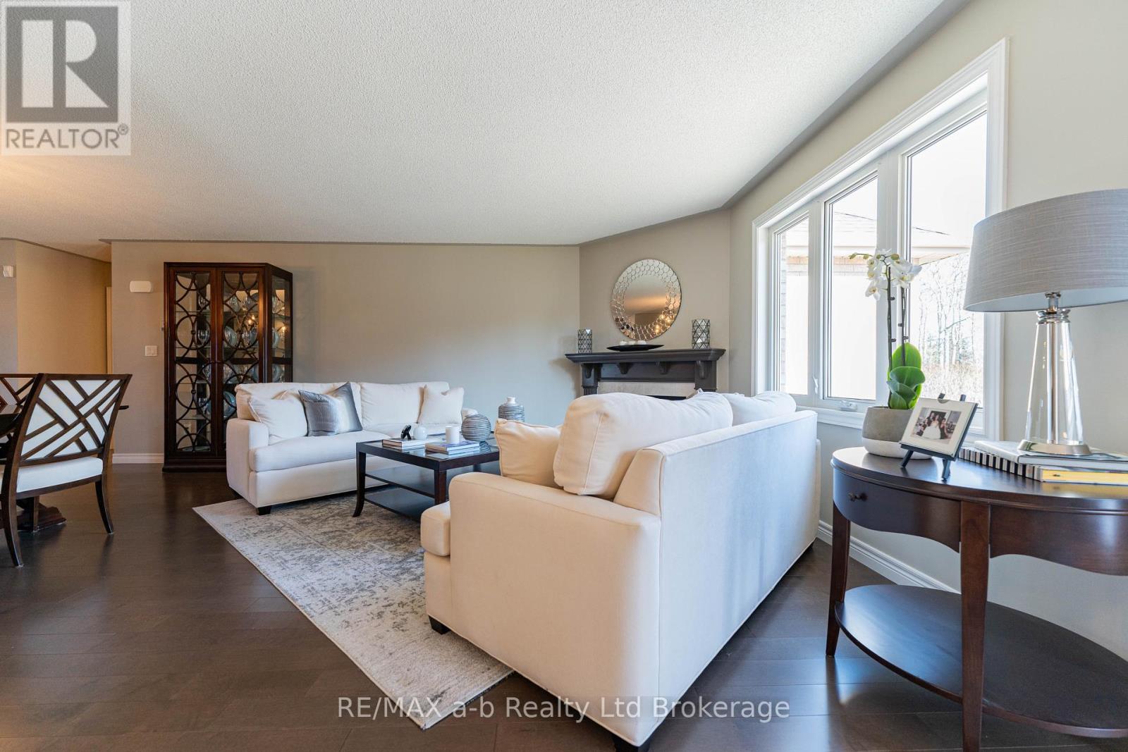 90 Weston Drive, Tillsonburg, Ontario  N4G 5W9 - Photo 9 - X13147892