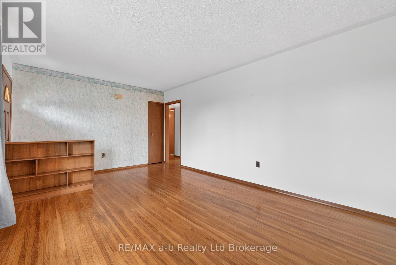 42 Princess Park Road, Ingersoll, Ontario  N5C 1X8 - Photo 6 - X13147922