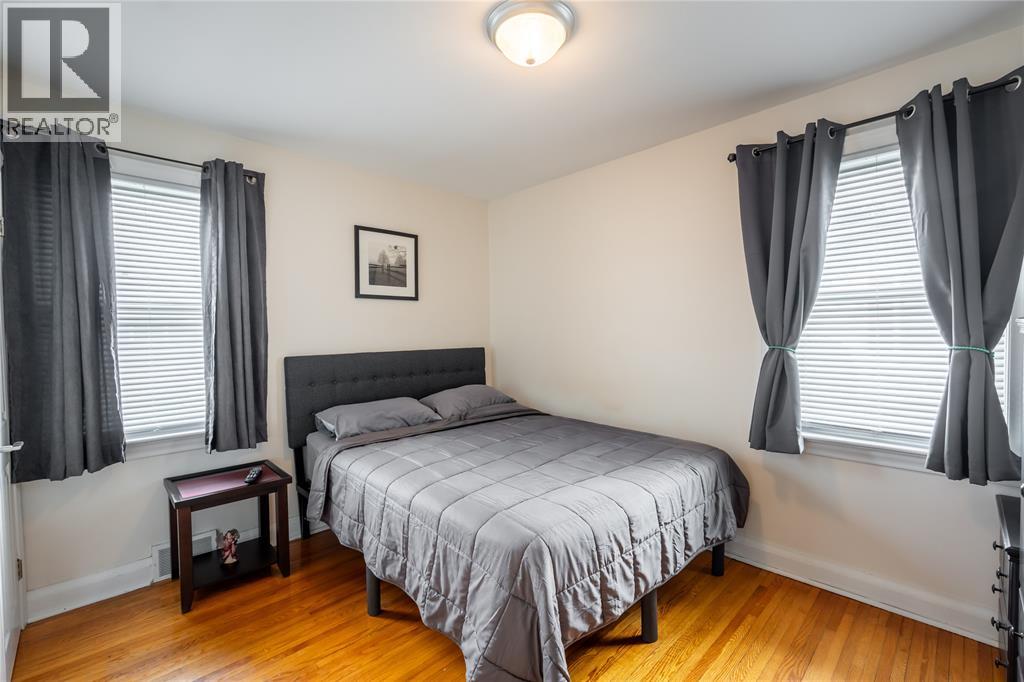 736 Southern Avenue, Sarnia, Ontario  N7T 7E3 - Photo 13 - 26011520