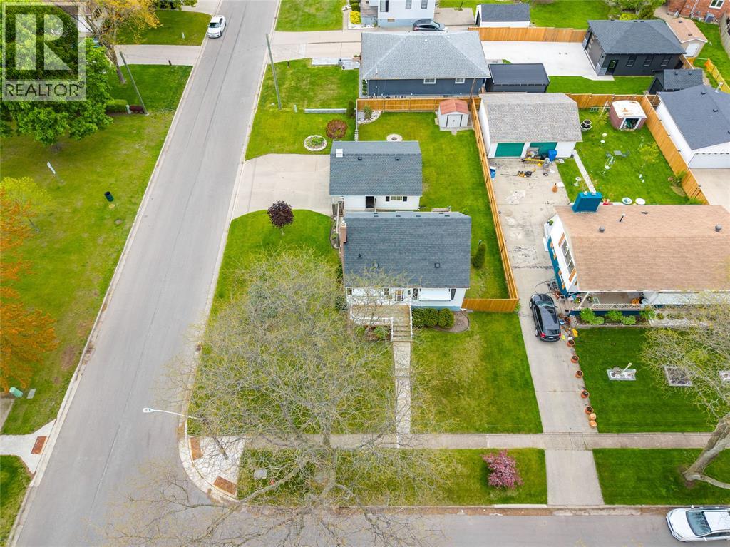 736 Southern Avenue, Sarnia, Ontario  N7T 7E3 - Photo 38 - 26011520