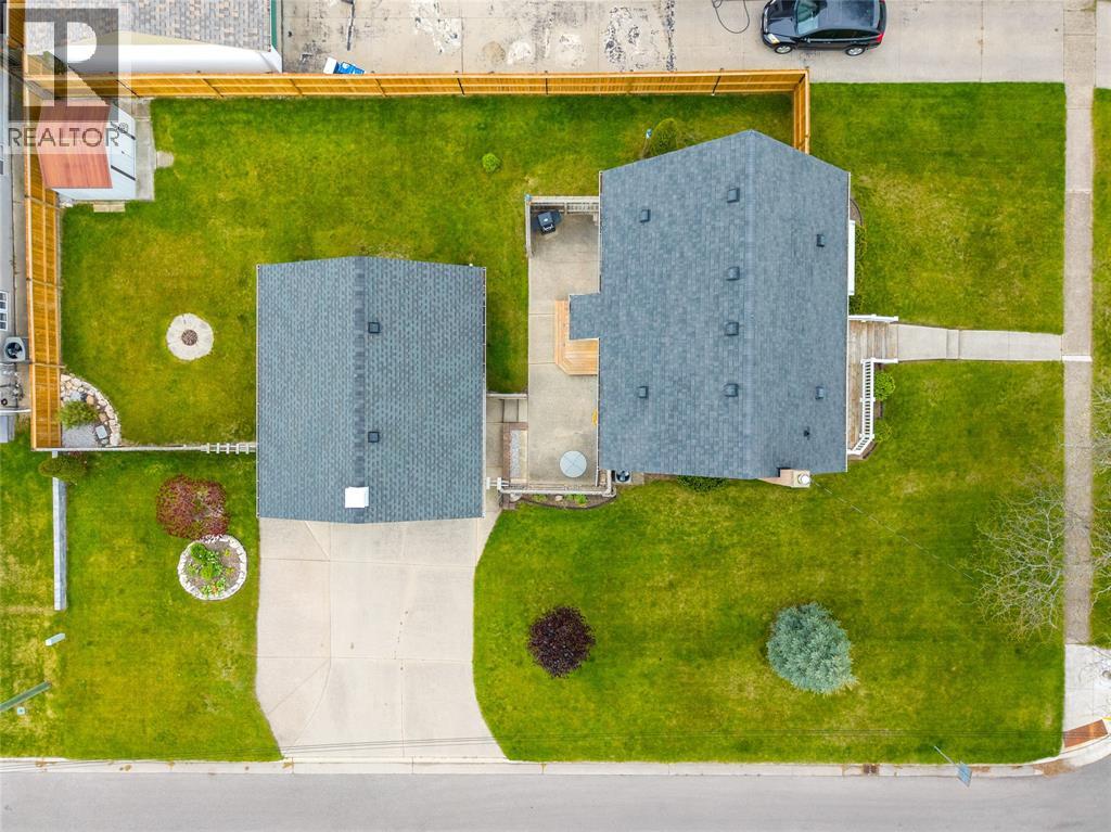 736 Southern Avenue, Sarnia, Ontario  N7T 7E3 - Photo 41 - 26011520