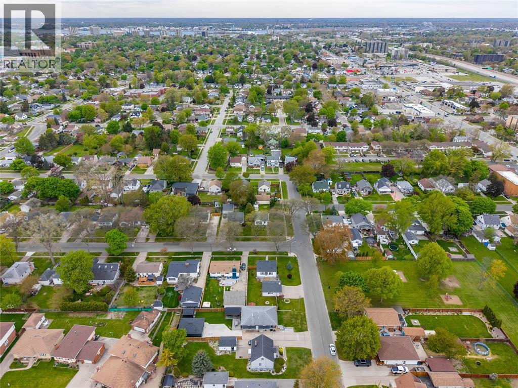 736 Southern Avenue, Sarnia, Ontario  N7T 7E3 - Photo 45 - 26011520