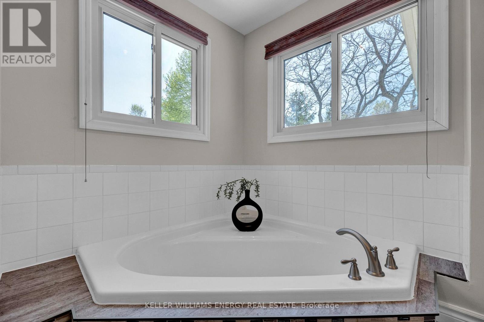 6 Mcauliffe Street, Clarington, Ontario L1B 1K4 - Photo 37 - E13147754
